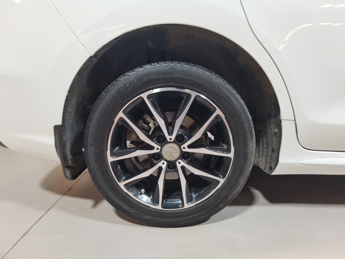 BYD Song MAX 2018 #14 BYD Song MAX 2018 car image #14