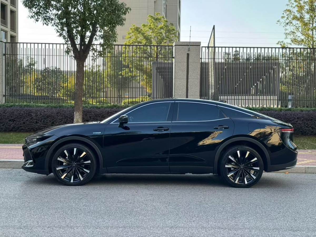 Toyota CrownSportCross 2023 image de voiture #14