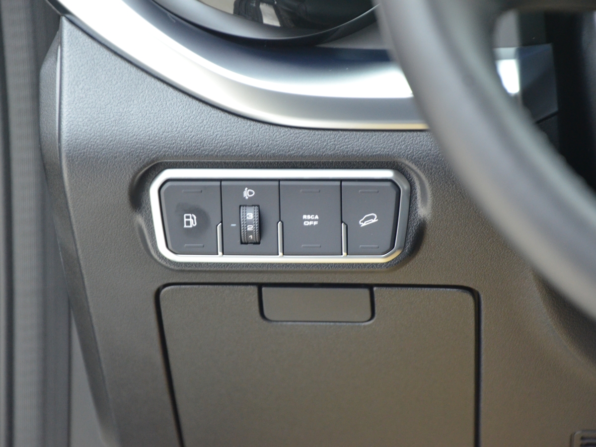 Tank 400 New Energy 2025 #14 Tank 400 New Energy 2025 car image #14