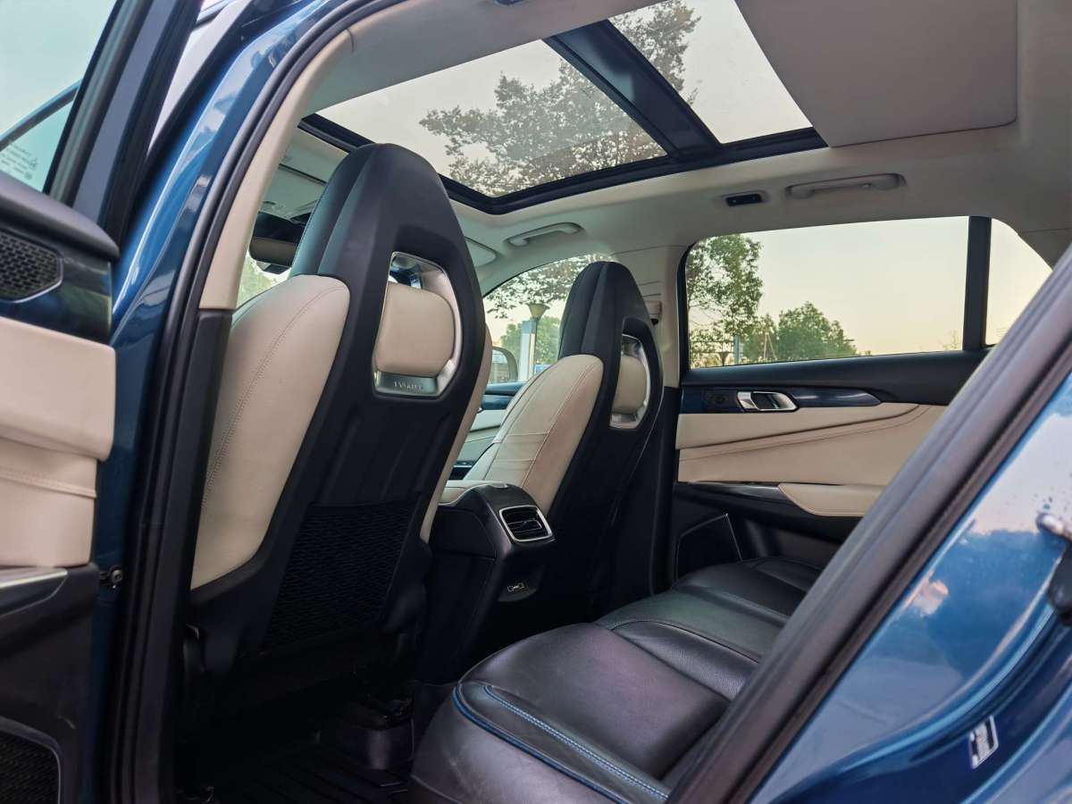 Lynk & Co 01 2019 car image #14