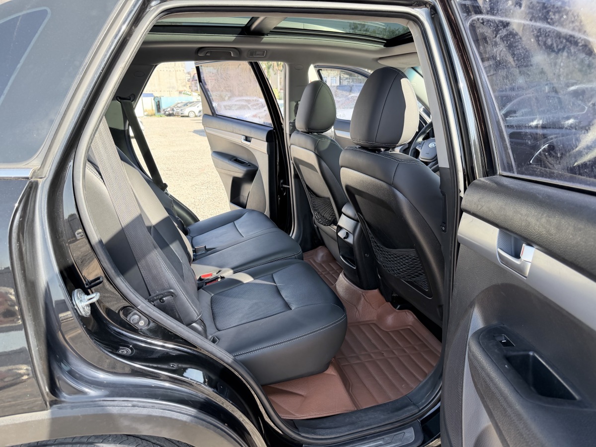 Kia Sorento 2013 car image #14