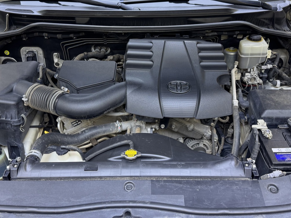 丰田 兰德酷路泽 2014 汽车图片 #14