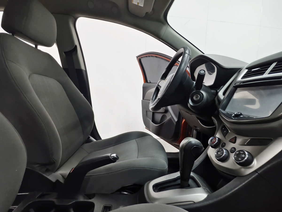 雪佛兰 爱唯欧 2014 汽车图片 #14