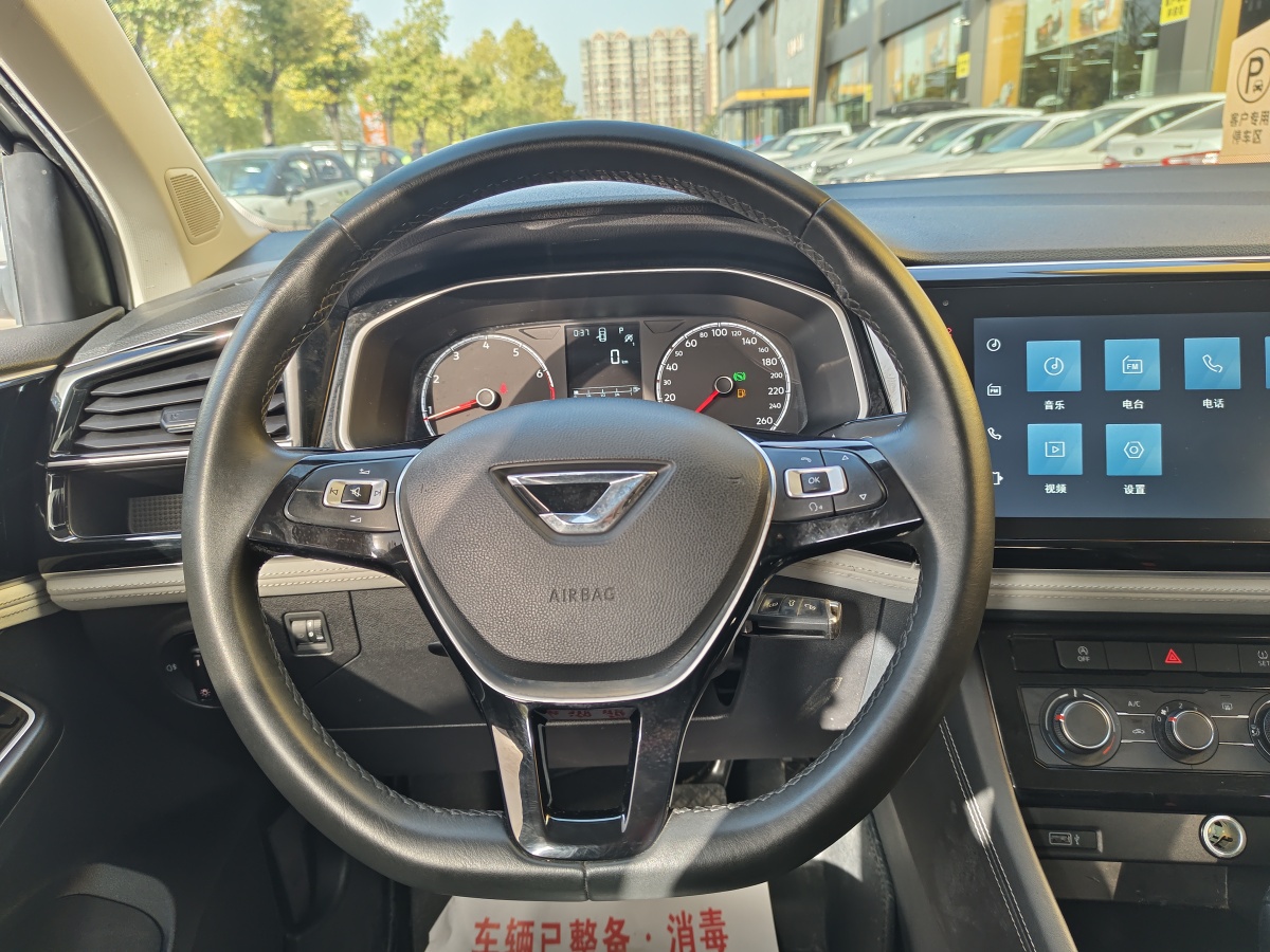 Jetta VS5 2024 car image #14