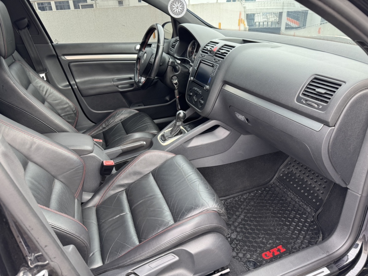 Volkswagen Golf (Imported) 2008 imagem de carro #14