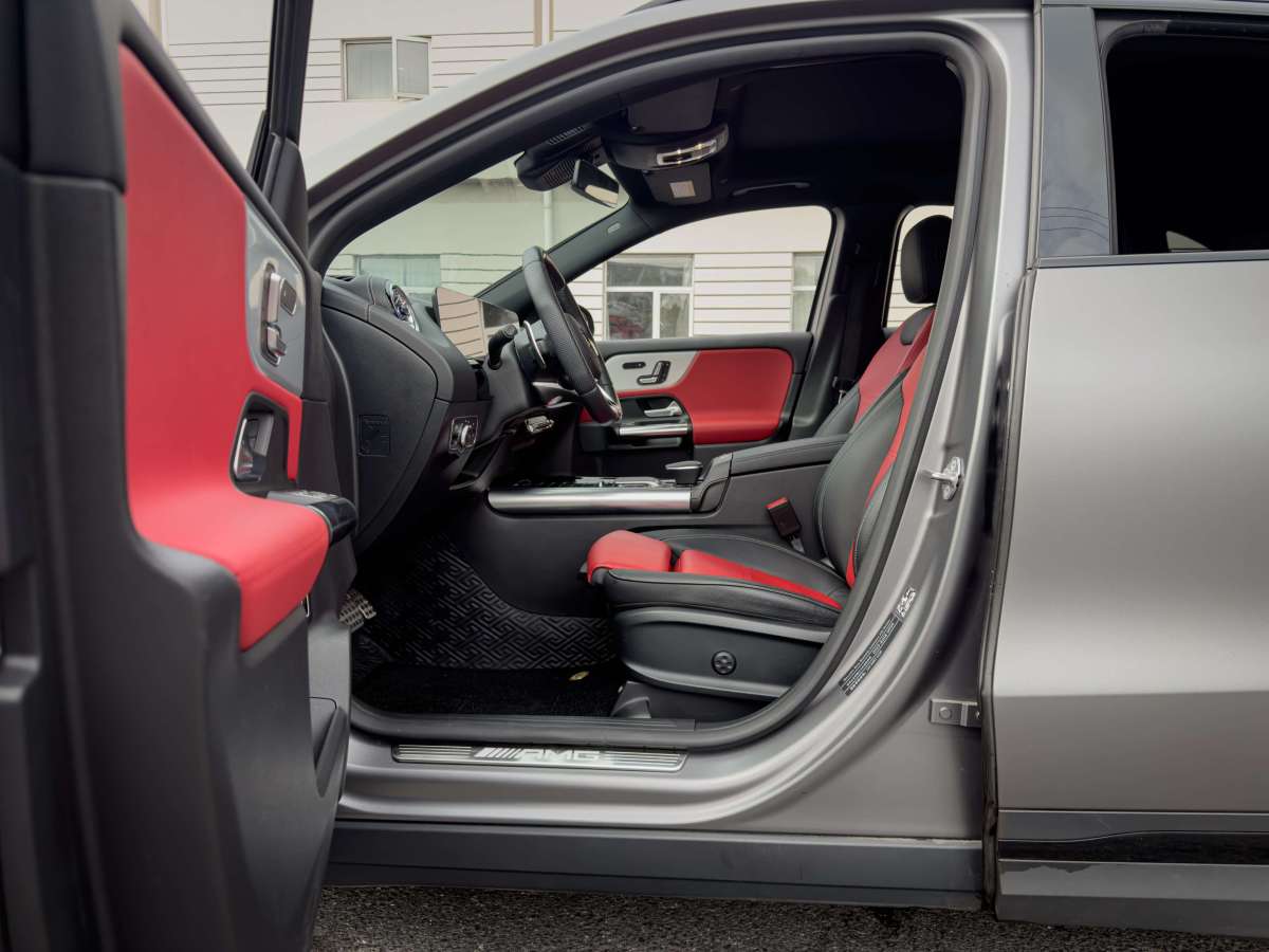 Mercedes-Benz GLA AMG 2023 car image #14