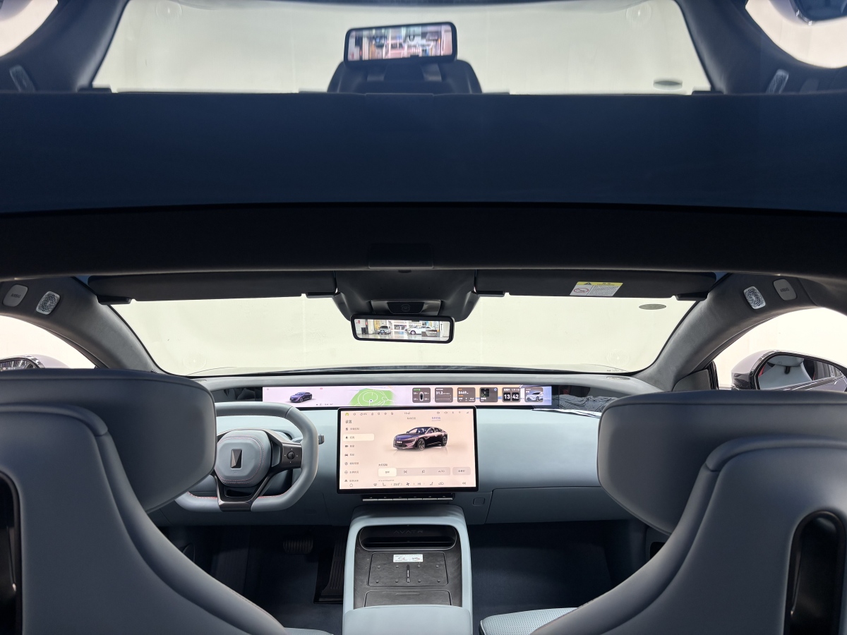 Avatr 12 2024 car image #14