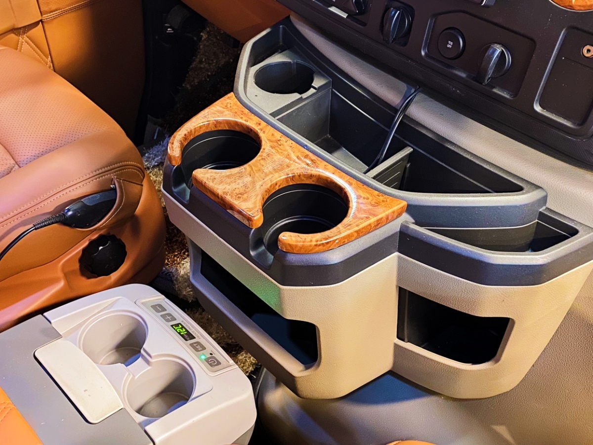 Ford 2016 car image #14