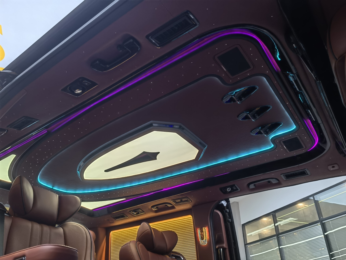 Toyota Granvia 2024 car image #14