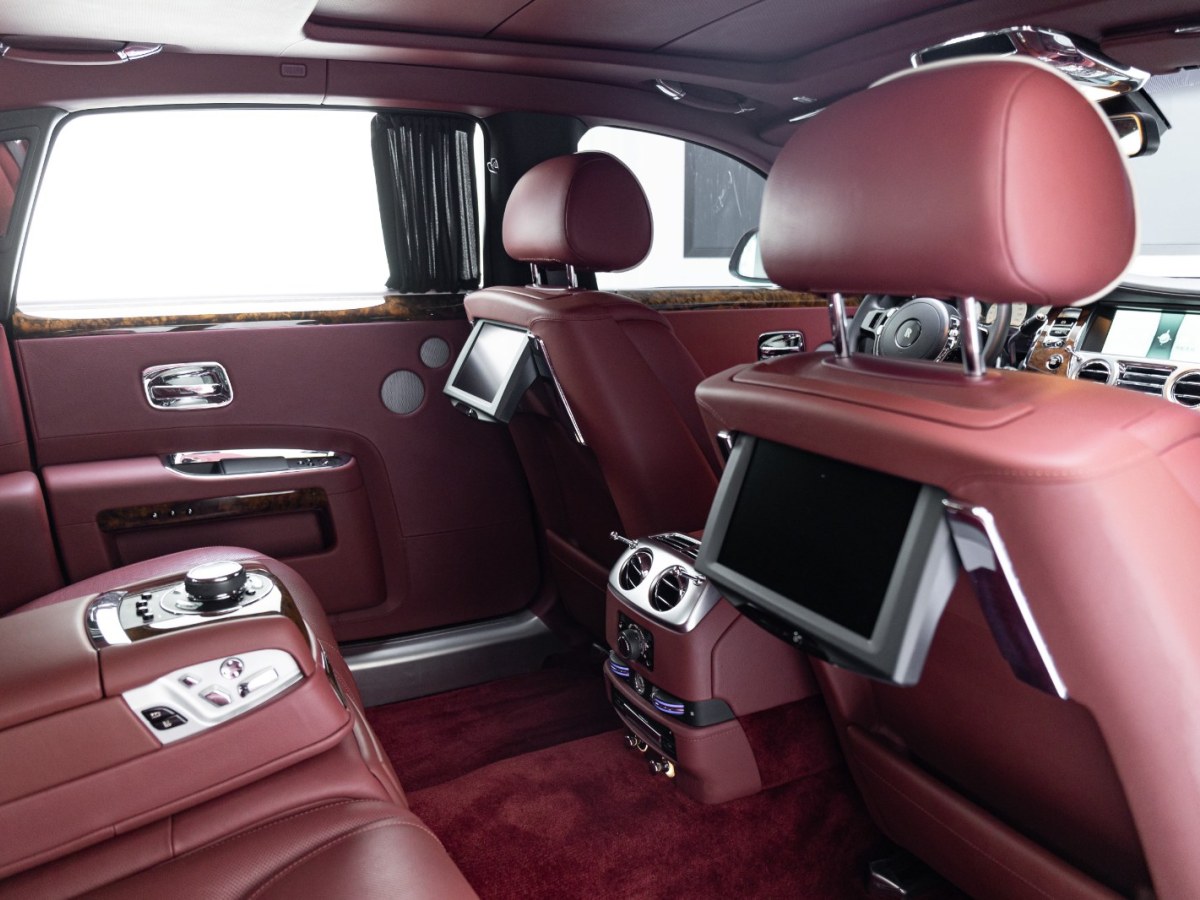 劳斯莱斯 古思特 2015 #14 劳斯莱斯 古思特 2015 汽车图片 #14