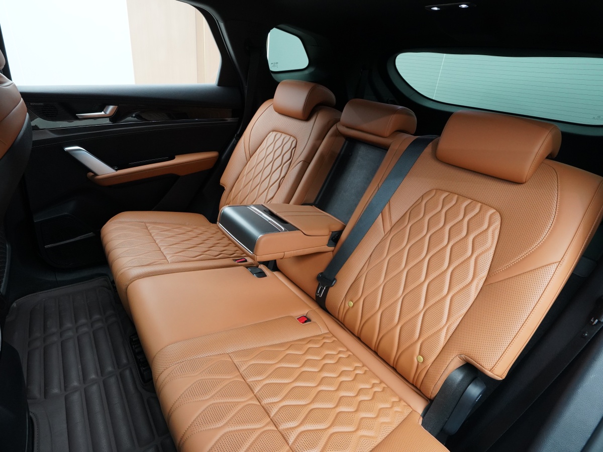 BYD Tang New Energy 2023 #14 BYD Tang New Energy 2023 car image #14