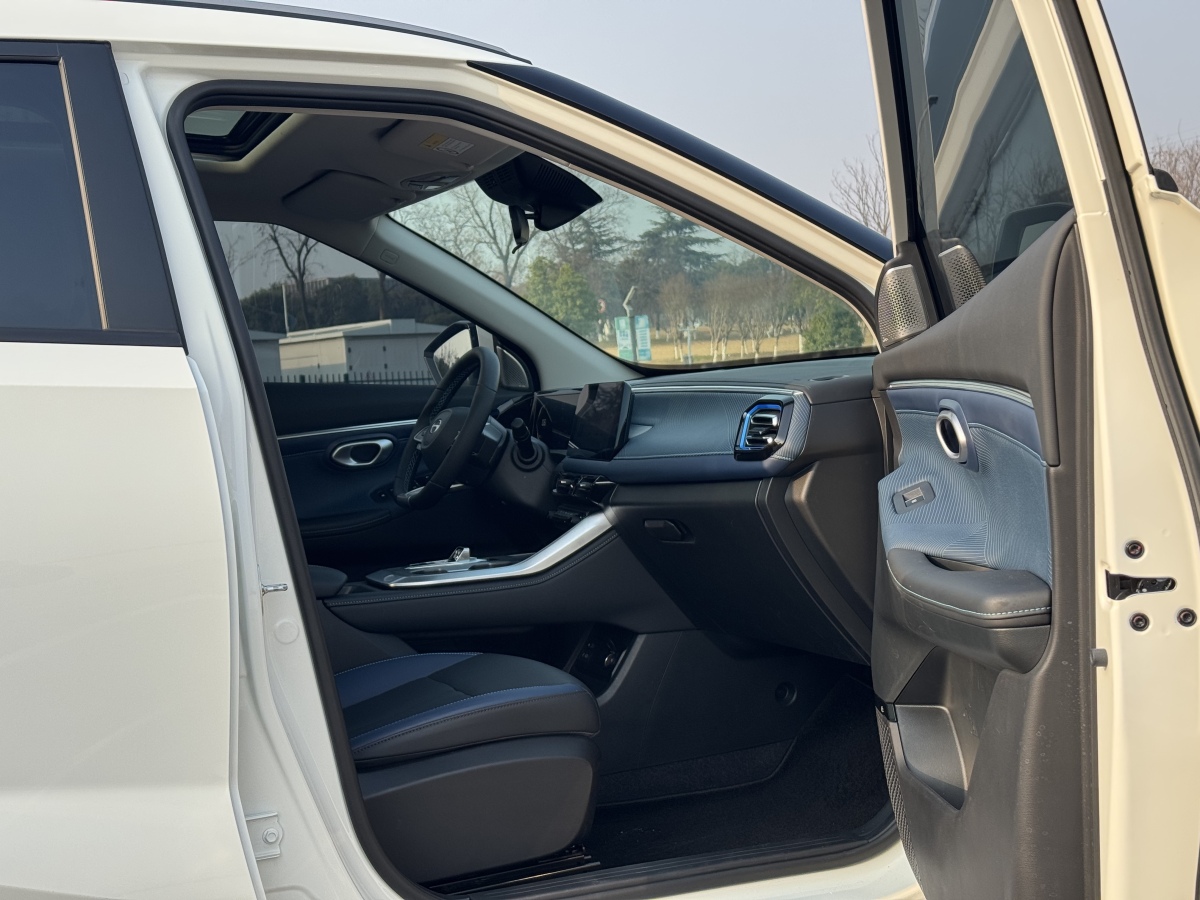 GAC Trumpchi 2024 #14 GAC Trumpchi 2024 car image #14