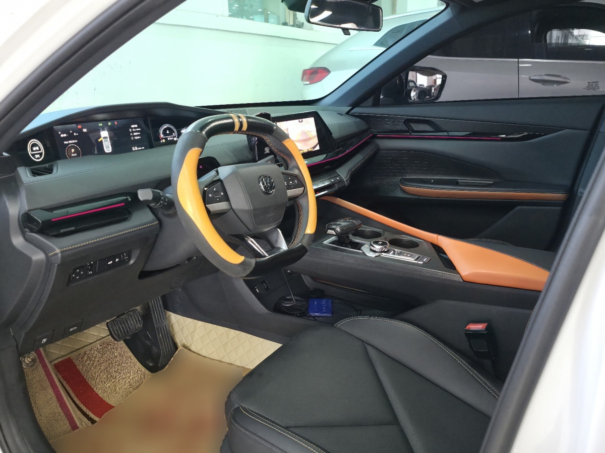 Changan UNI-V 2023 immagine di auto #14