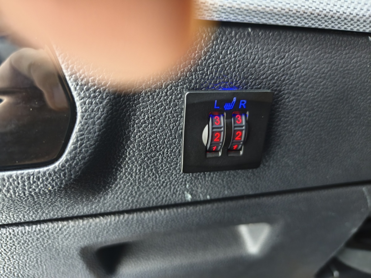 Volkswagen Lamando 2022 immagine di auto #14