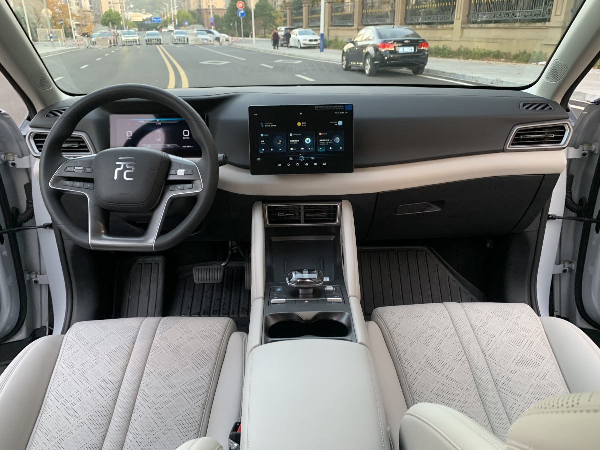 BYD YuanUP 2025 #14 BYD YuanUP 2025 car image #14