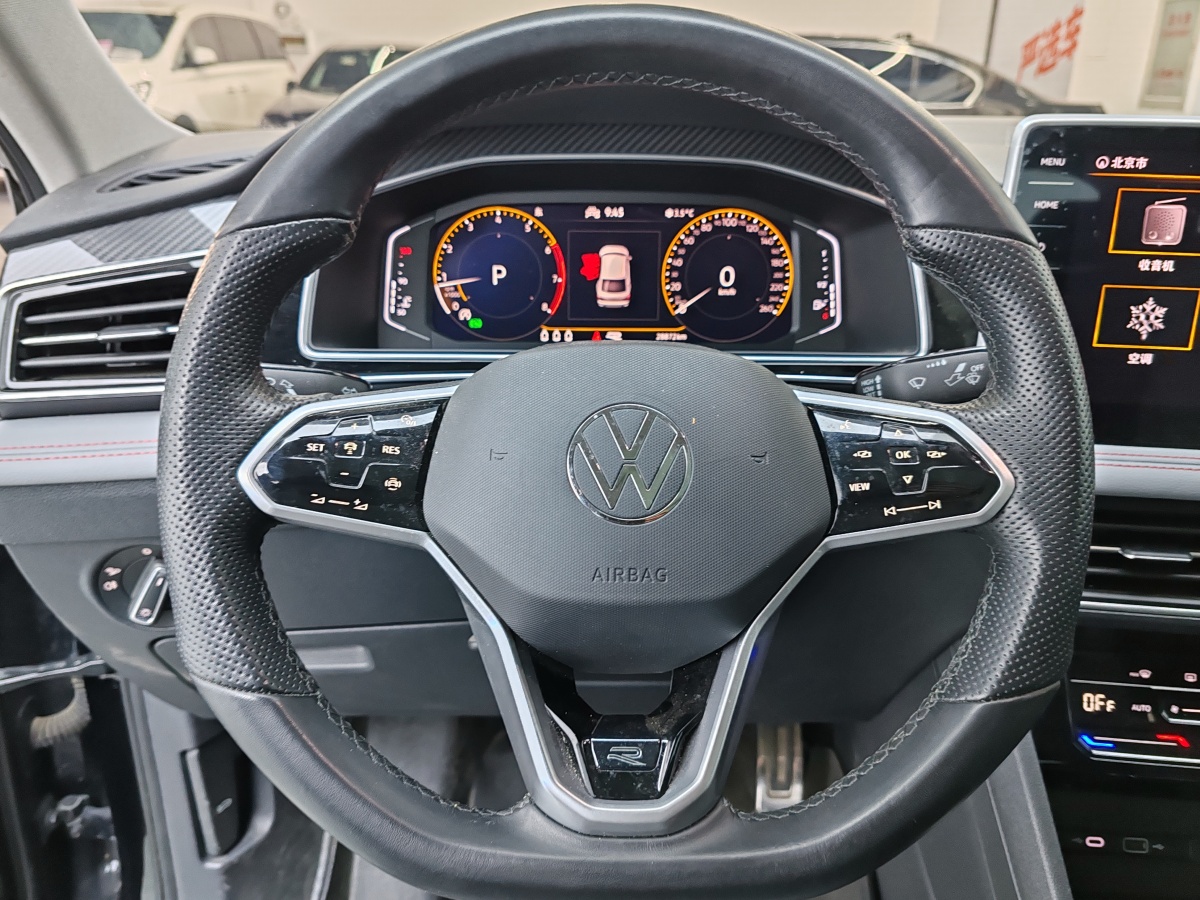 Volkswagen Tiguan X 2022 car image #14