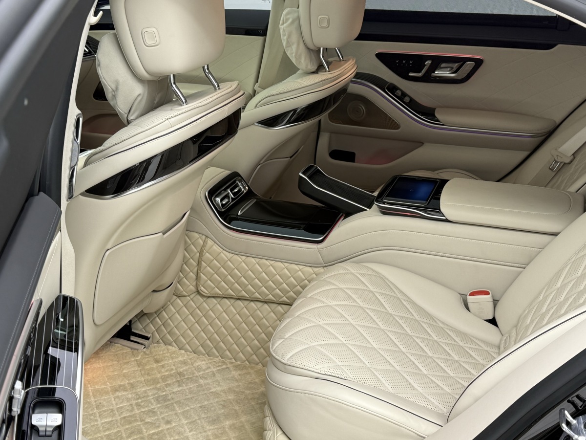 Mercedes-Benz Maybach S Class 2023 car image #14
