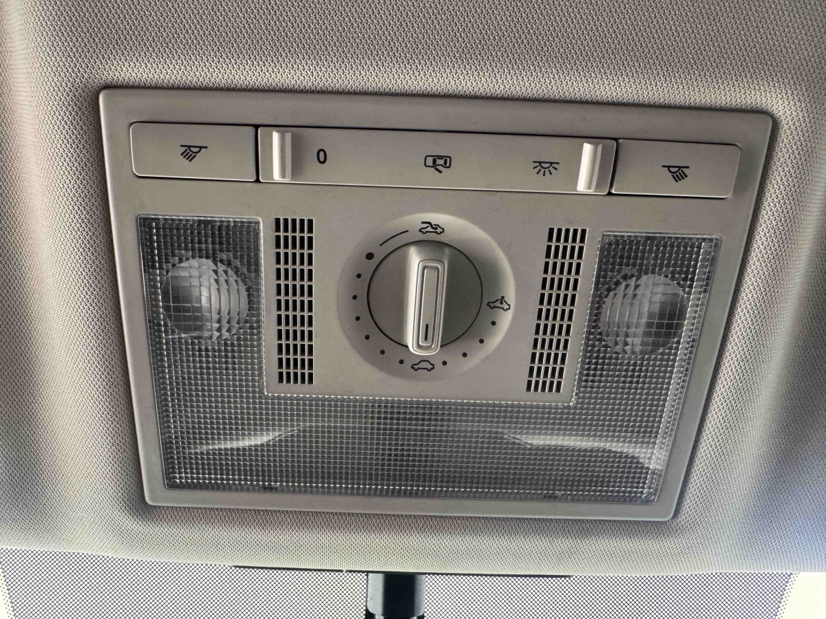 Skoda Kamiq 2021 car image #14