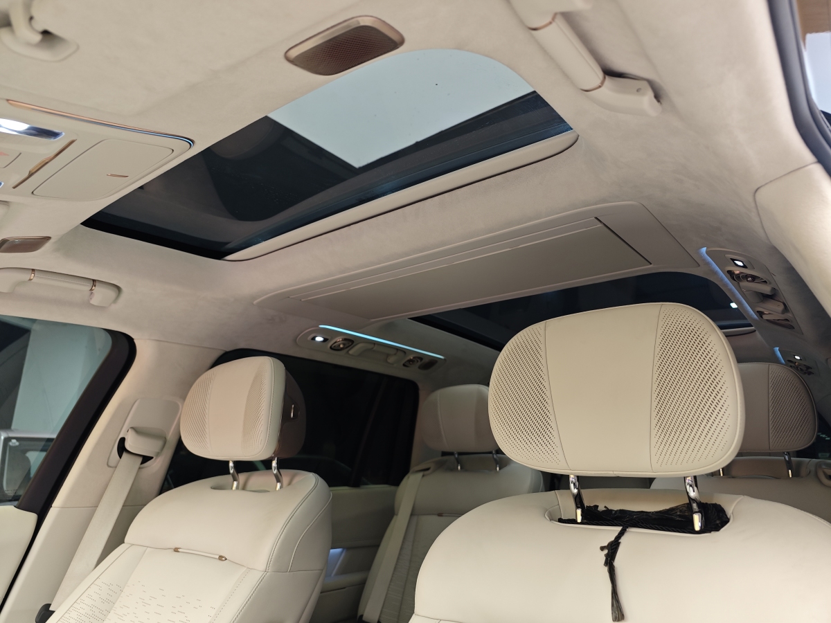 Lynk & Co 900 2025 car image #14