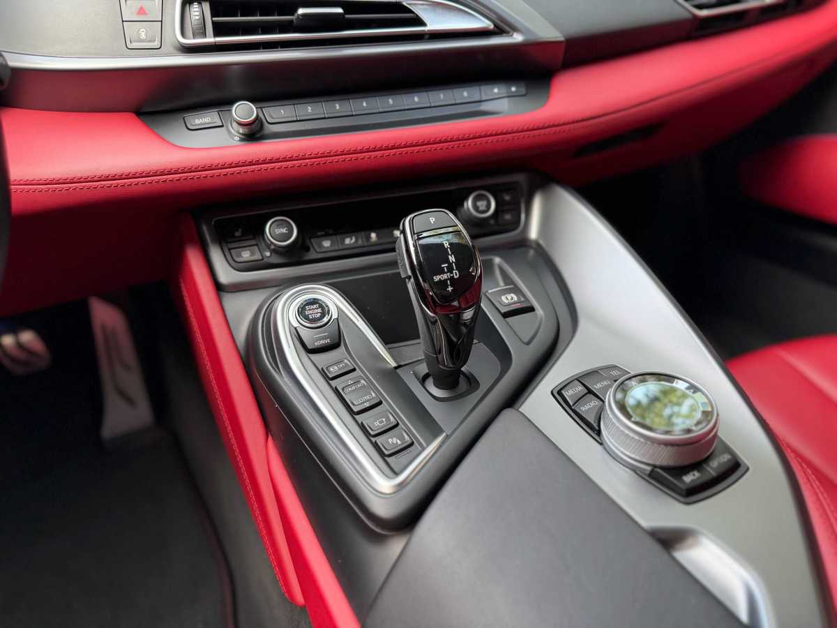 BMW i8 2017 car image #14