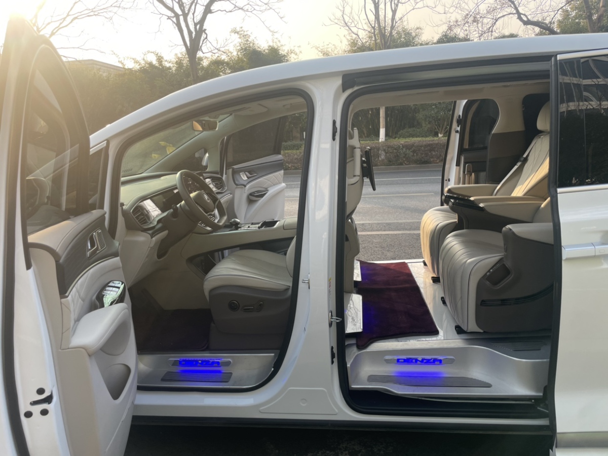 腾势 腾势D9 2023 汽车图片 #14