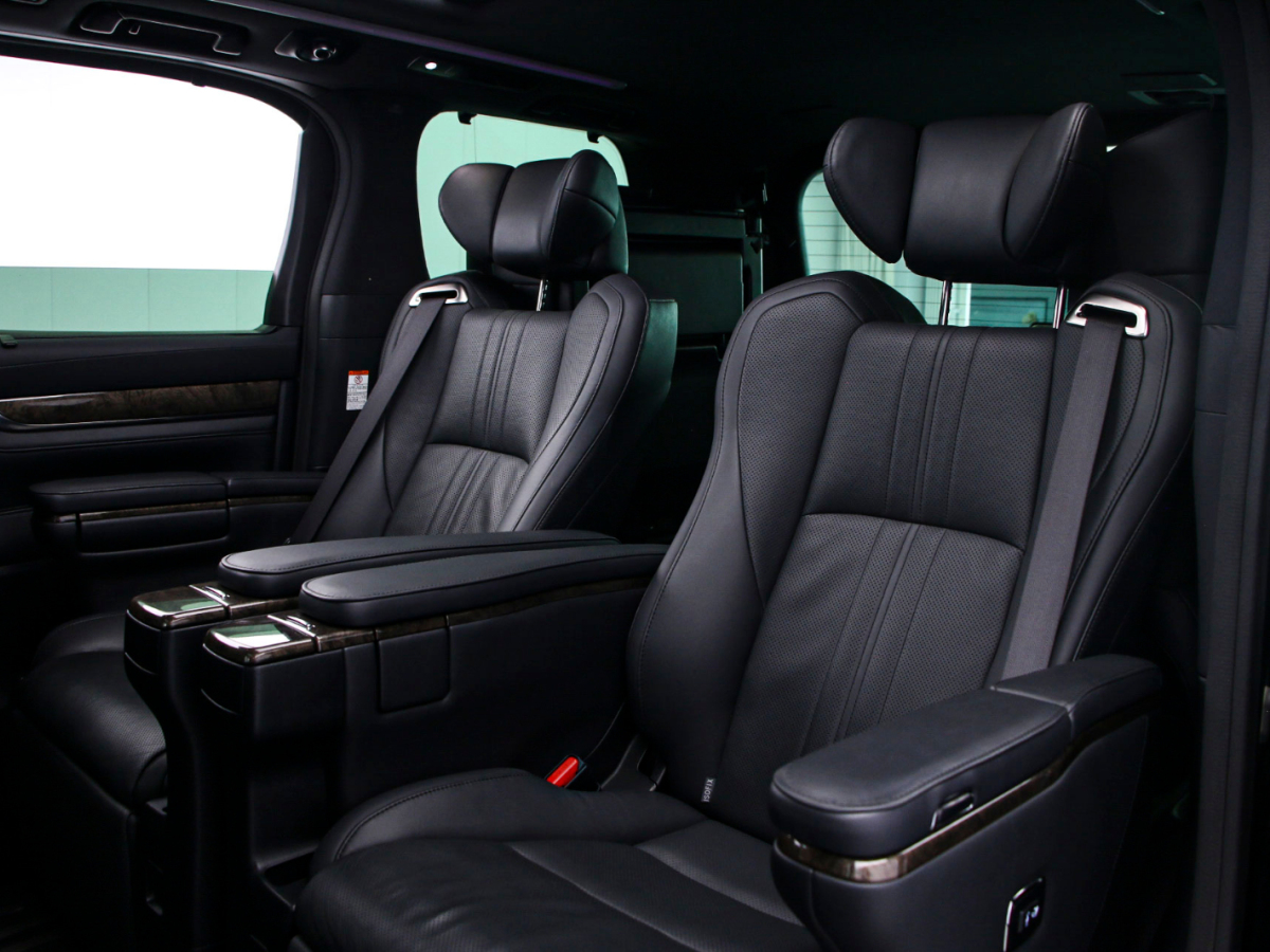 Toyota Alphard 2021 #14 Toyota Alphard 2021 car image #14