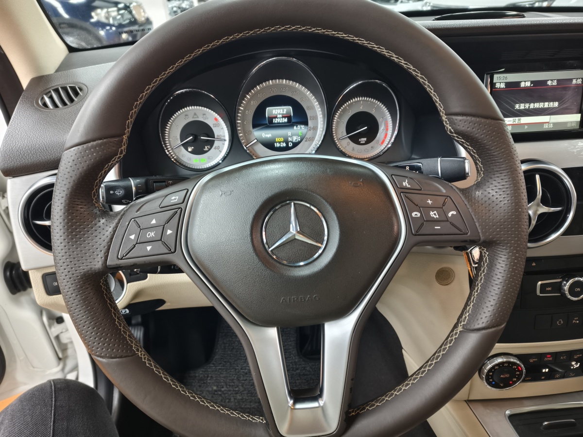 Mercedes-Benz GLK Class 2016 car image #14