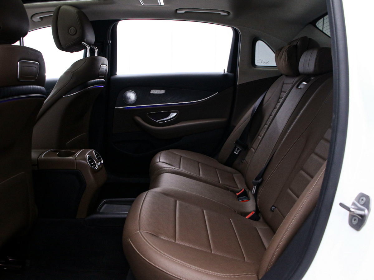 Mercedes-Benz E Class 2017 изображение автомобиля #14