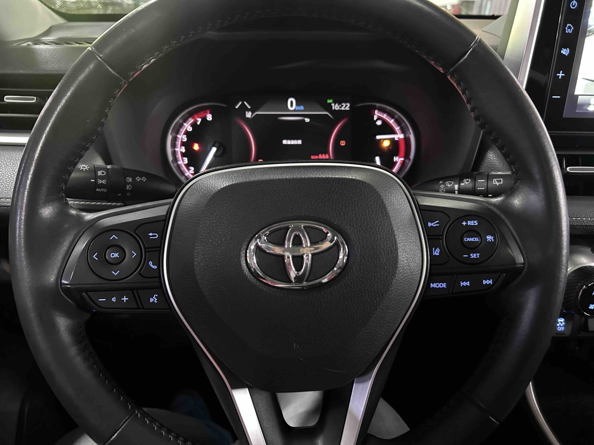 Toyota RAV4 2019 #14 Toyota RAV4 2019 car image #14