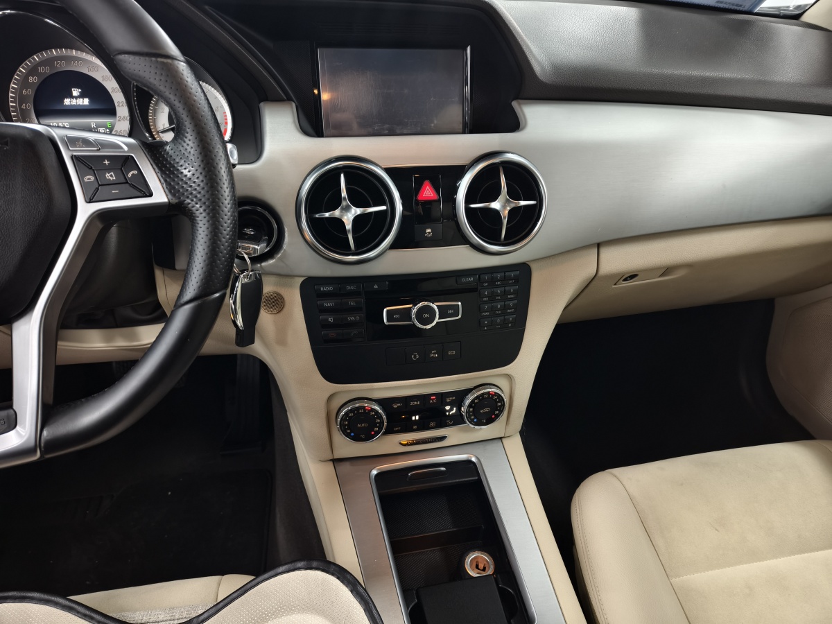 Mercedes-Benz GLK Class 2014 #14 Mercedes-Benz GLK Class 2014 car image #14