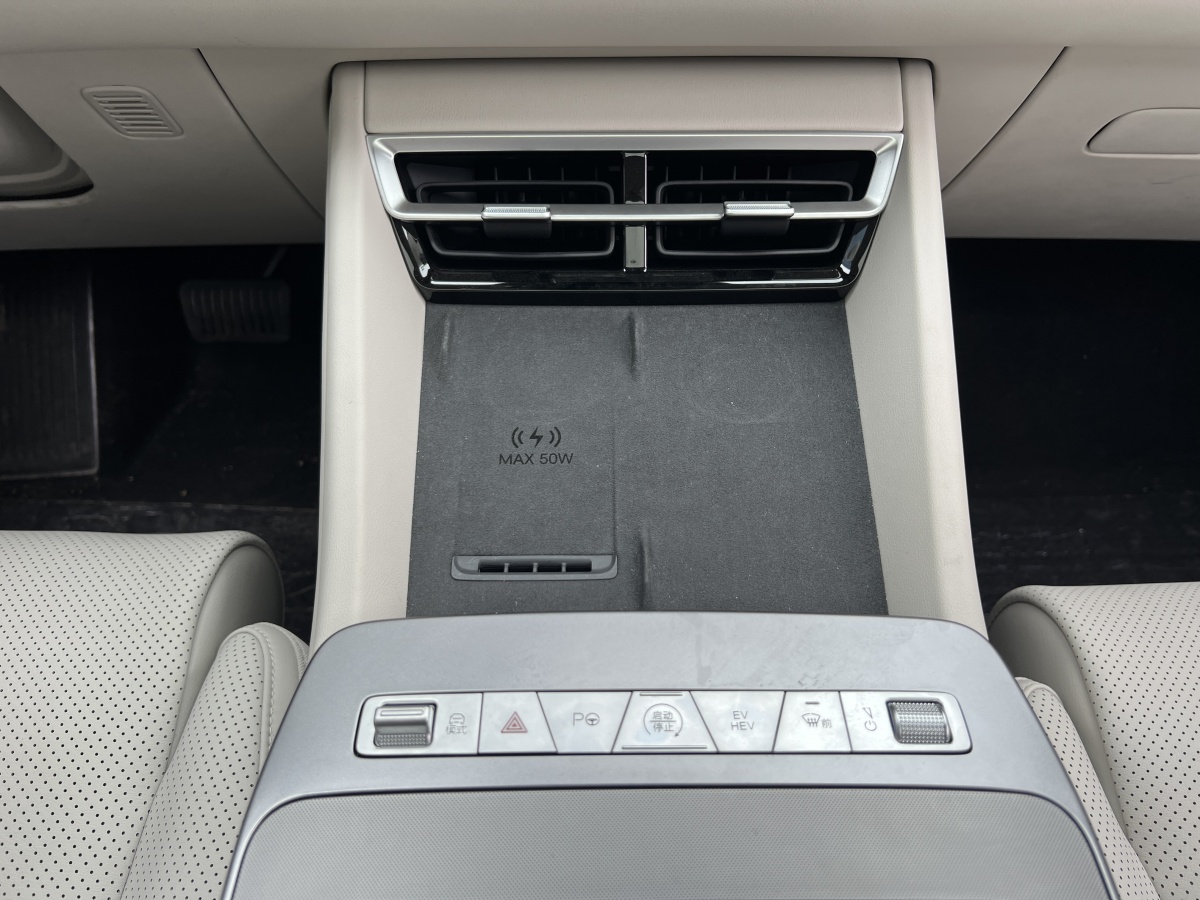 BYD Tang L 2025 car image #14