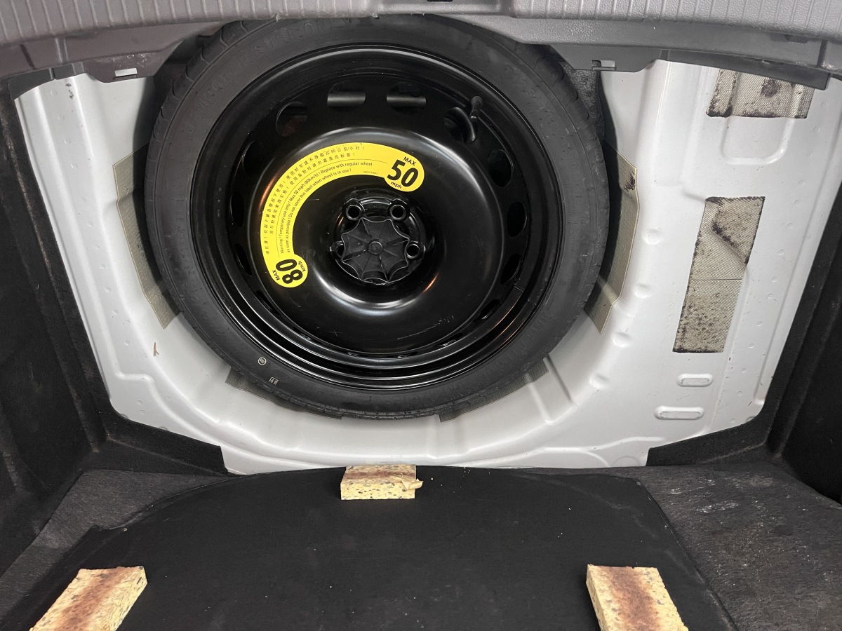 Volkswagen T-Cross 2019 car image #14