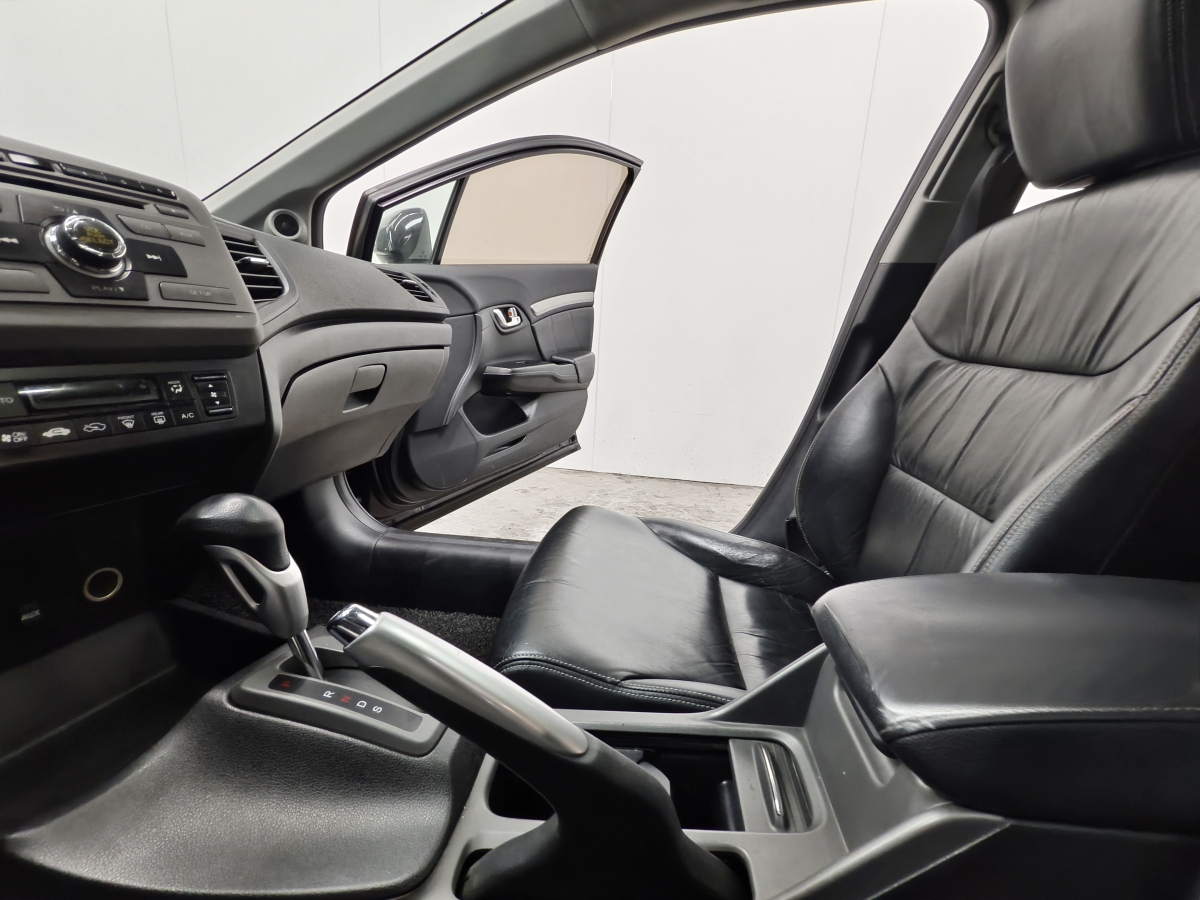 Honda Civic 2012 car image #14