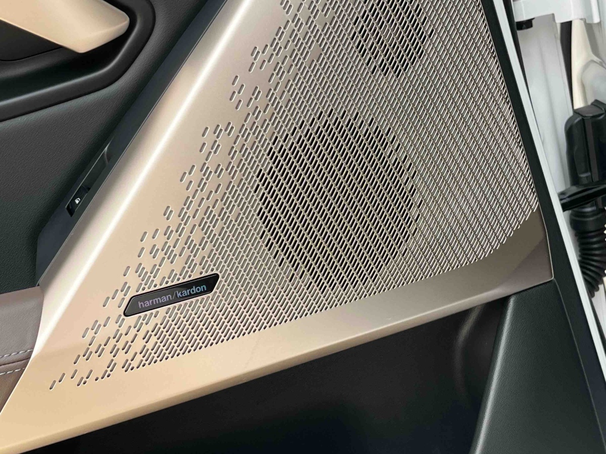 BMW i5 2024 #14 BMW i5 2024 изображение автомобиля #14