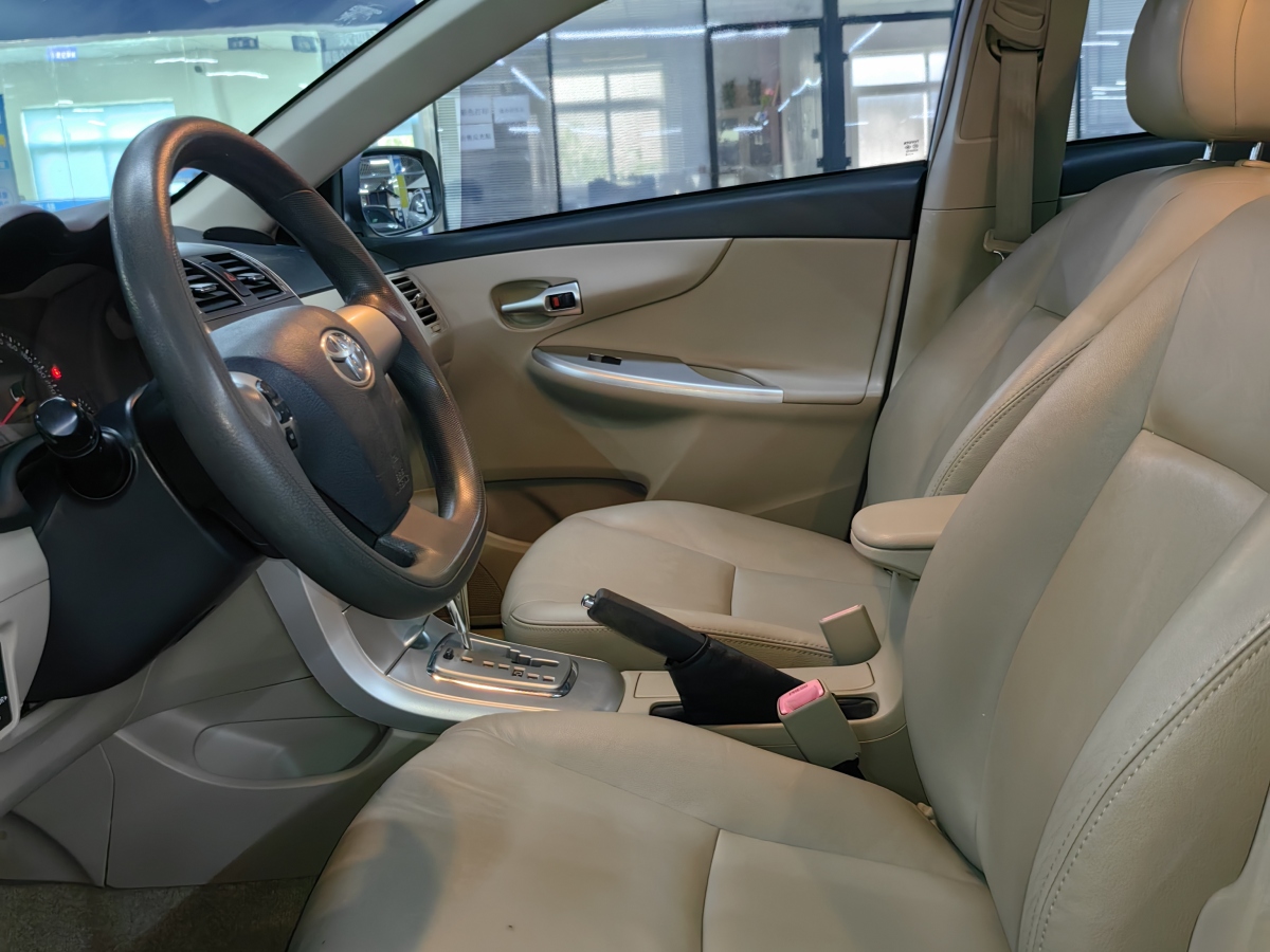 Toyota Corolla 2014 car image #14