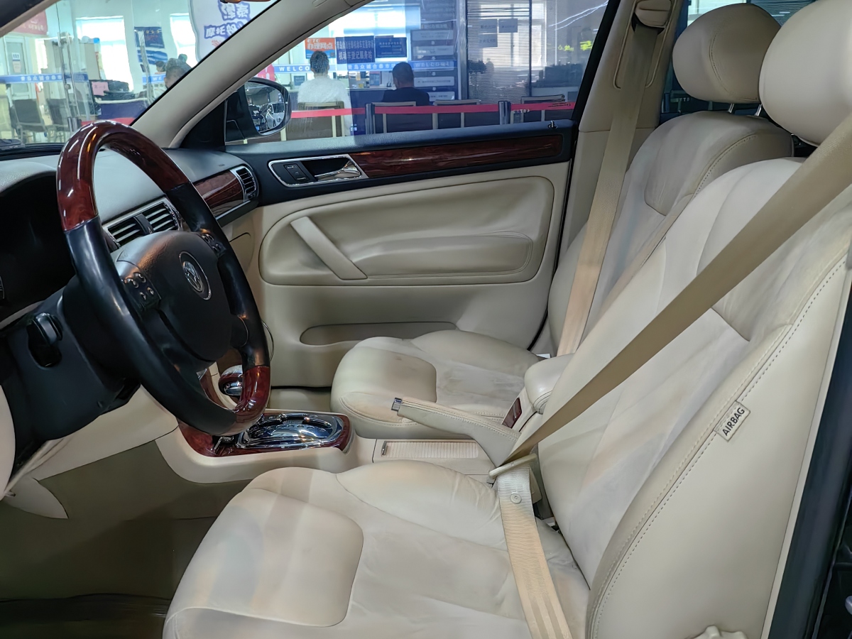 Volkswagen Passat Lingyu 2009 car image #14