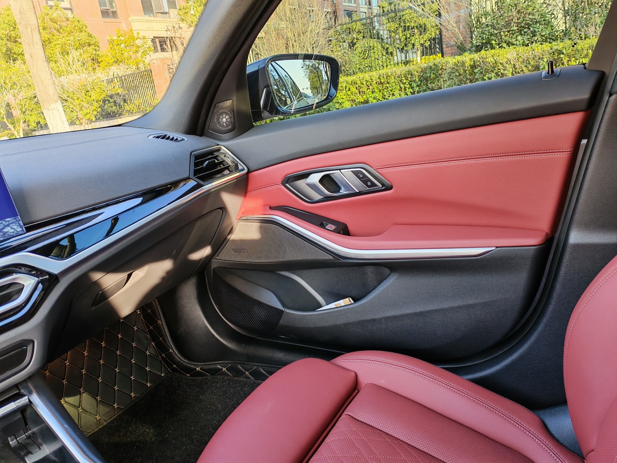 BMW i3 2023 immagine di auto #14