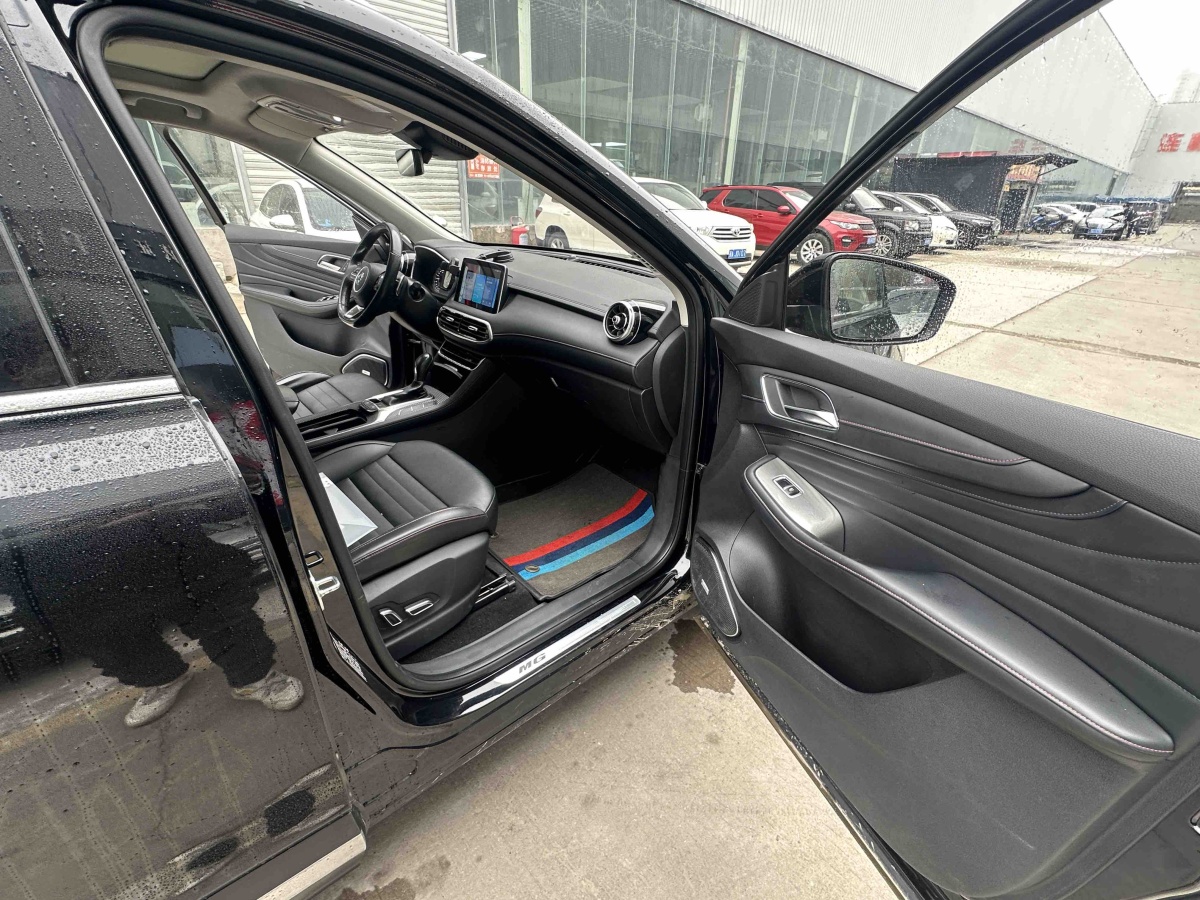 MG HS 2018 car image #14