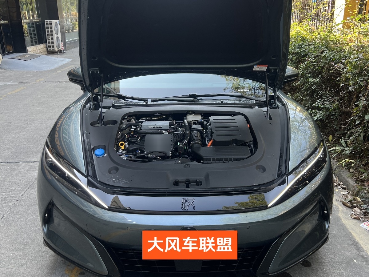 BYD HanL 2025 #14 BYD HanL 2025 صورة سيارة #14