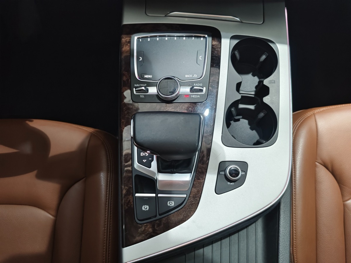 Audi Q7 2018 #14 Audi Q7 2018 car image #14