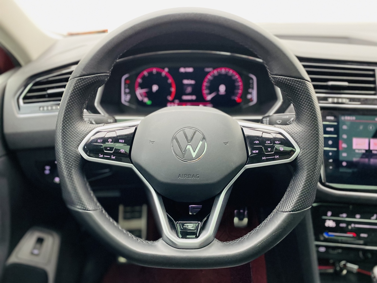 Volkswagen Tiguan X 2021 #14 Volkswagen Tiguan X 2021 car image #14