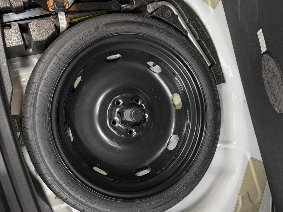 Ford VS5 2022 car image #14