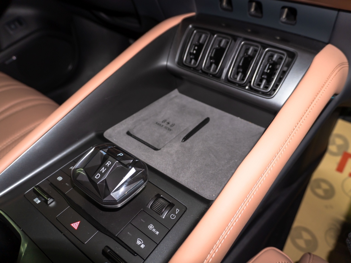 BYD SongL EV 2025 car image #14