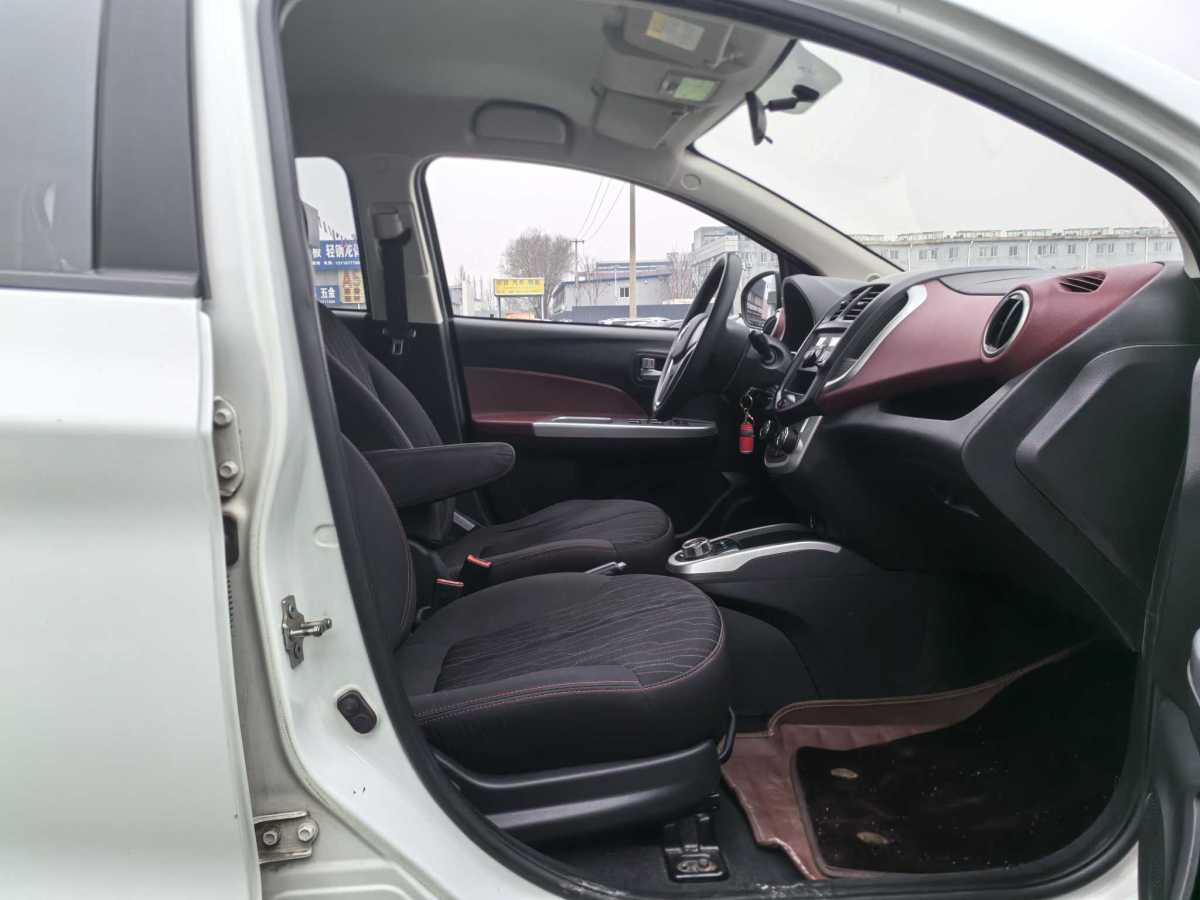 Changan BenBen EV 2018 صورة سيارة #14