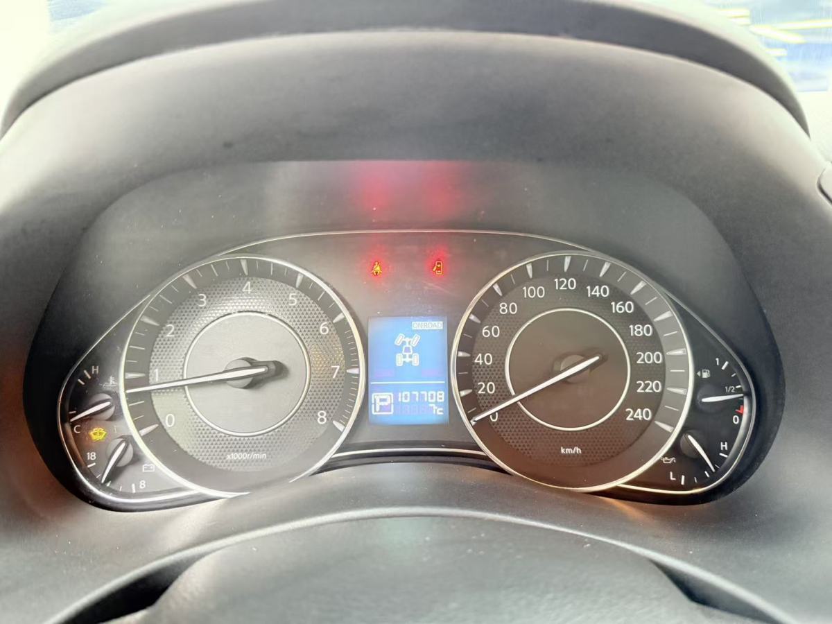 日产 途乐 2017 汽车图片 #14