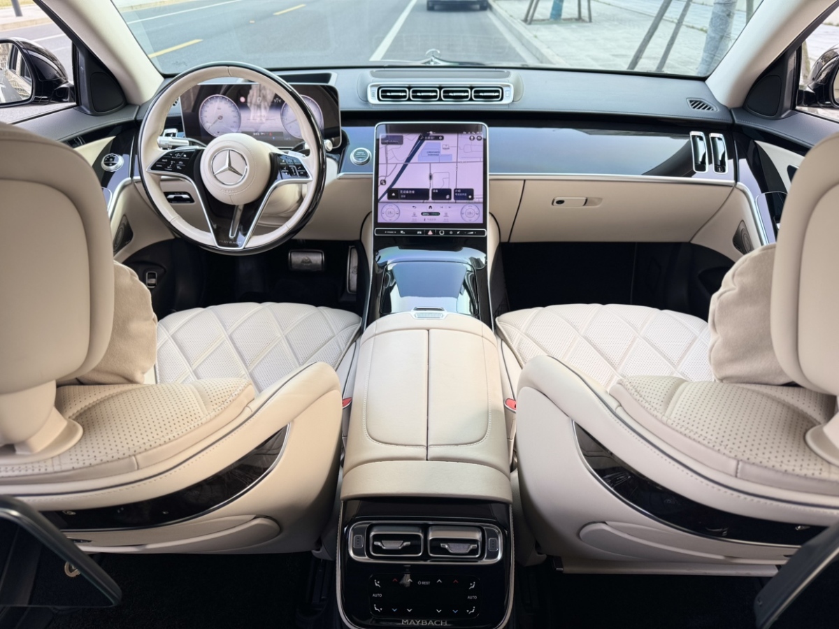 Mercedes-Benz 2023 car image #14