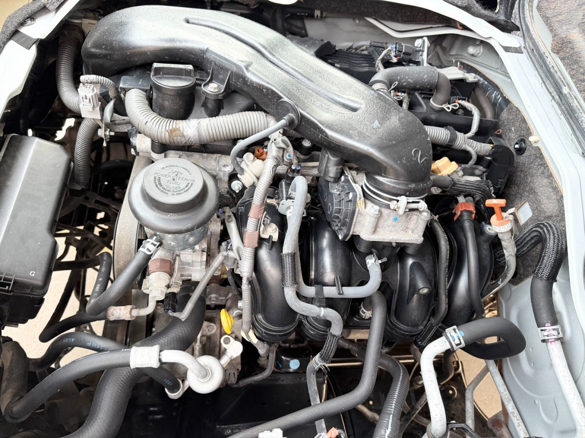 Toyota Hiace 2015 immagine di auto #14