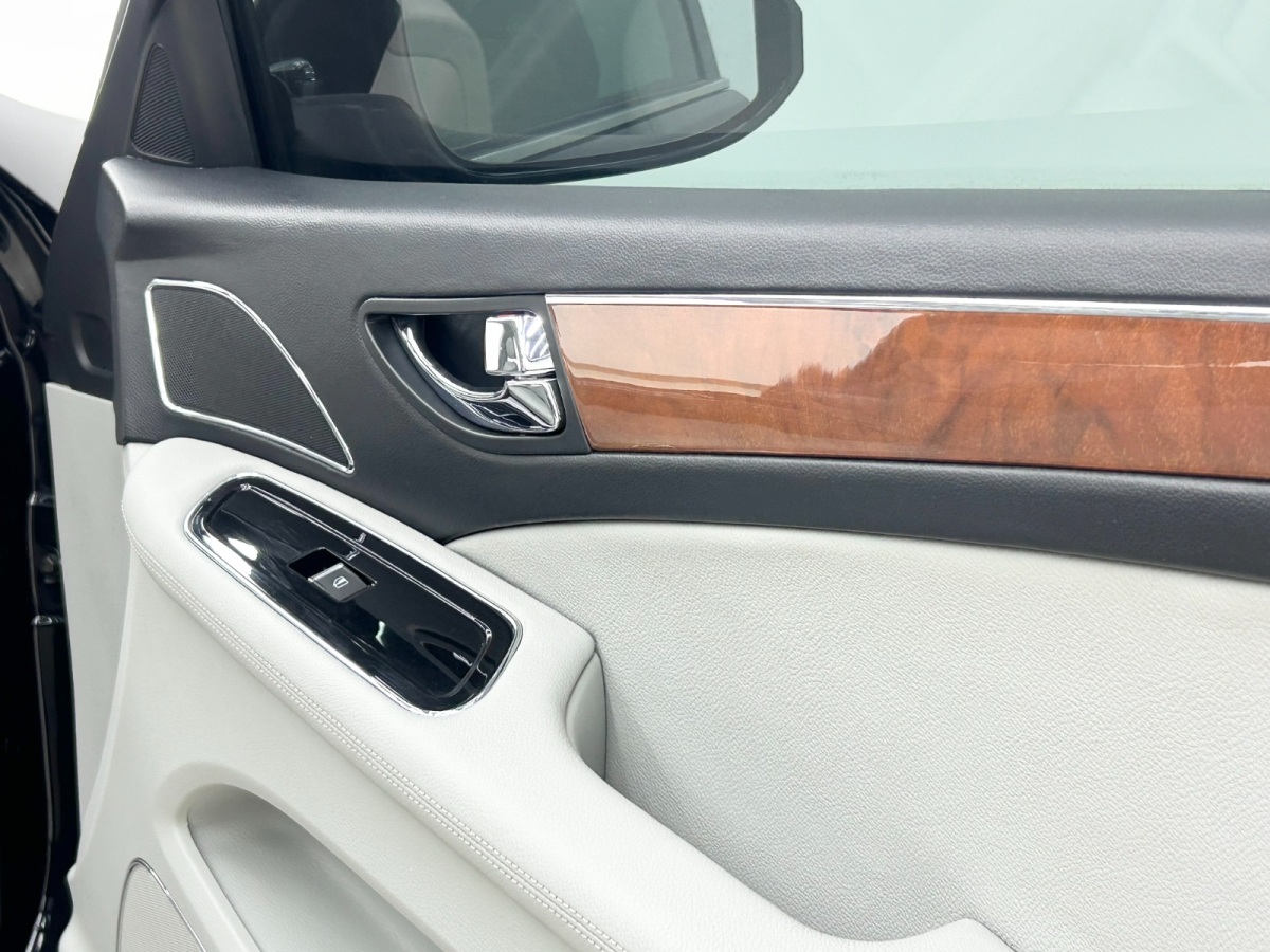 HongQi H7 2013 image de voiture #14