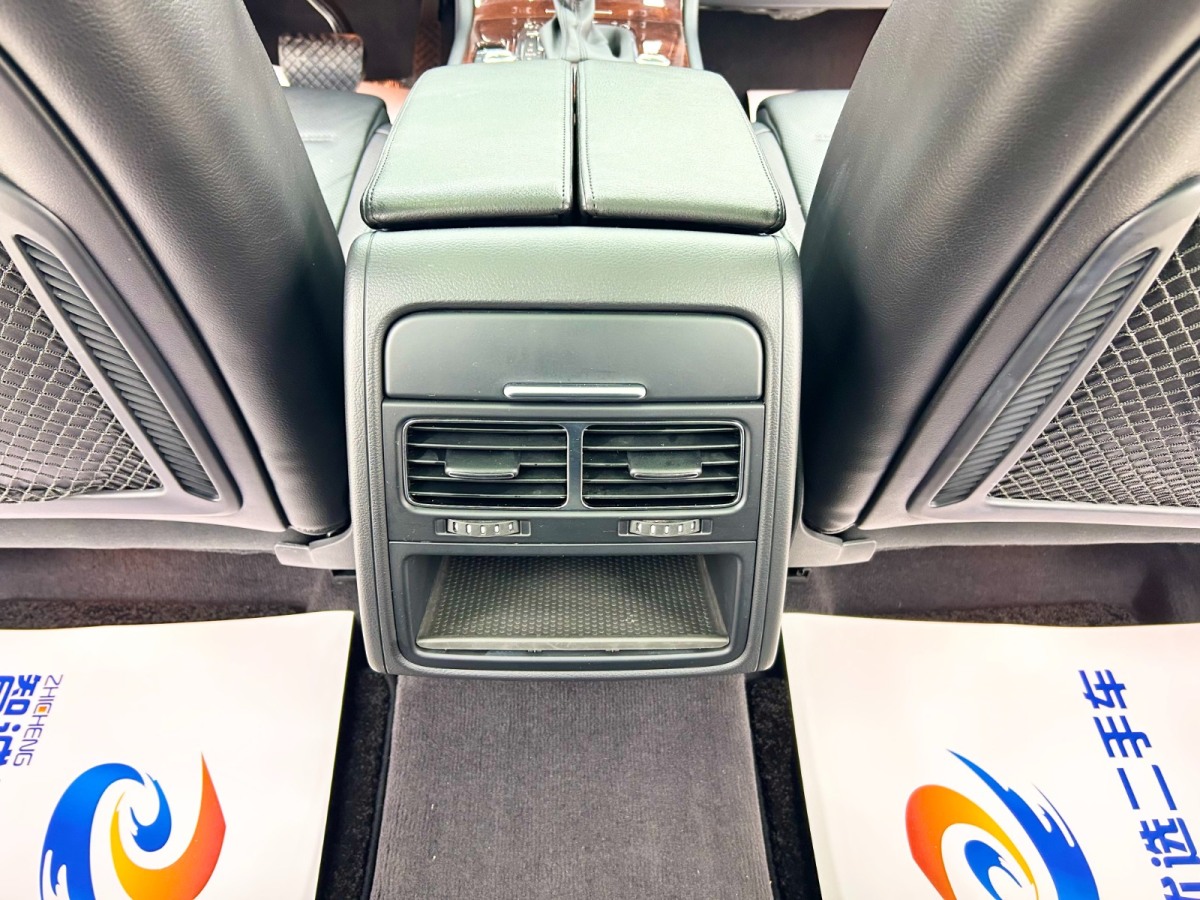 Volkswagen Touareg 2014 car image #14