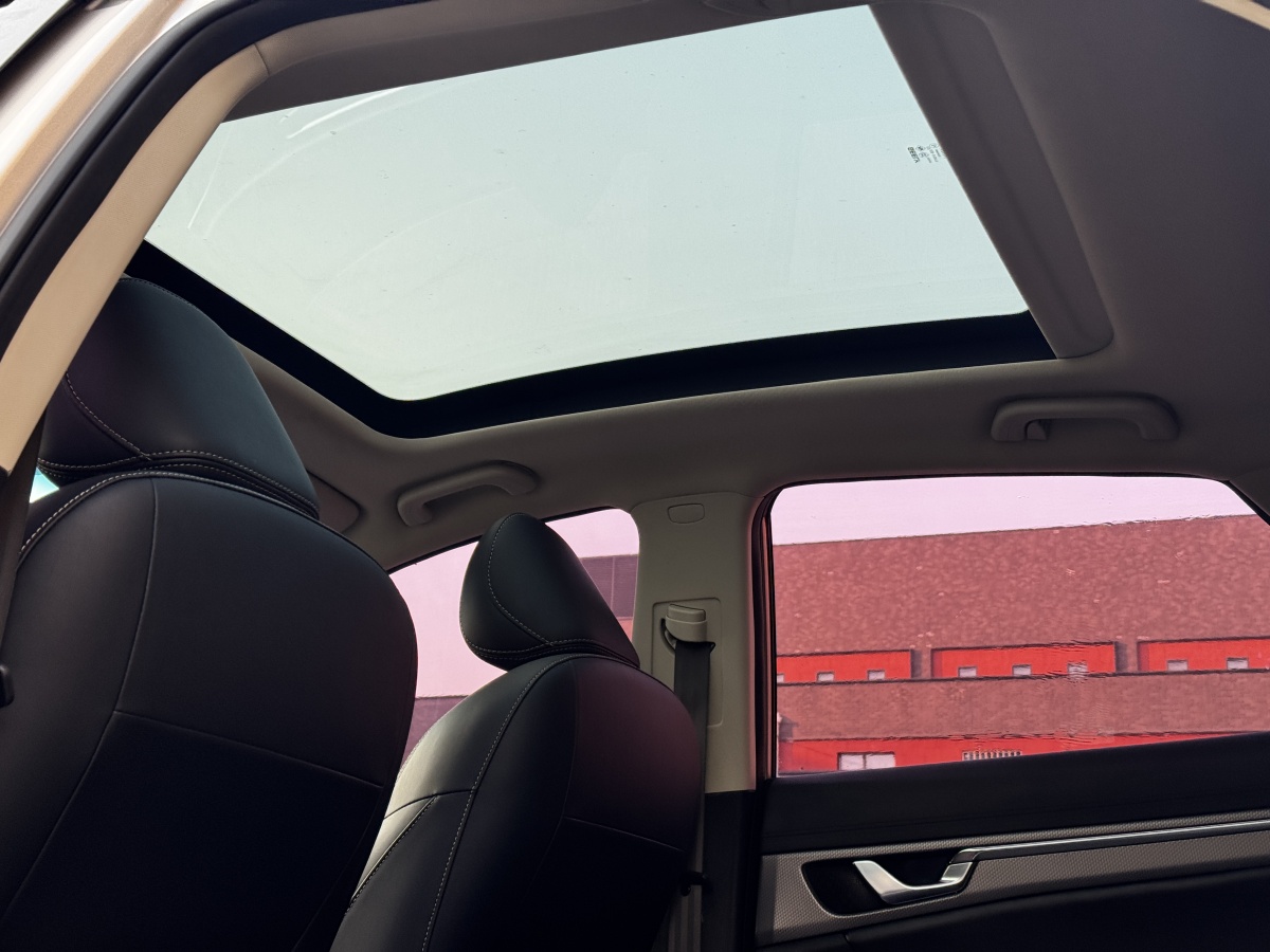 GEELY Emgrand GS 2018 car image #14